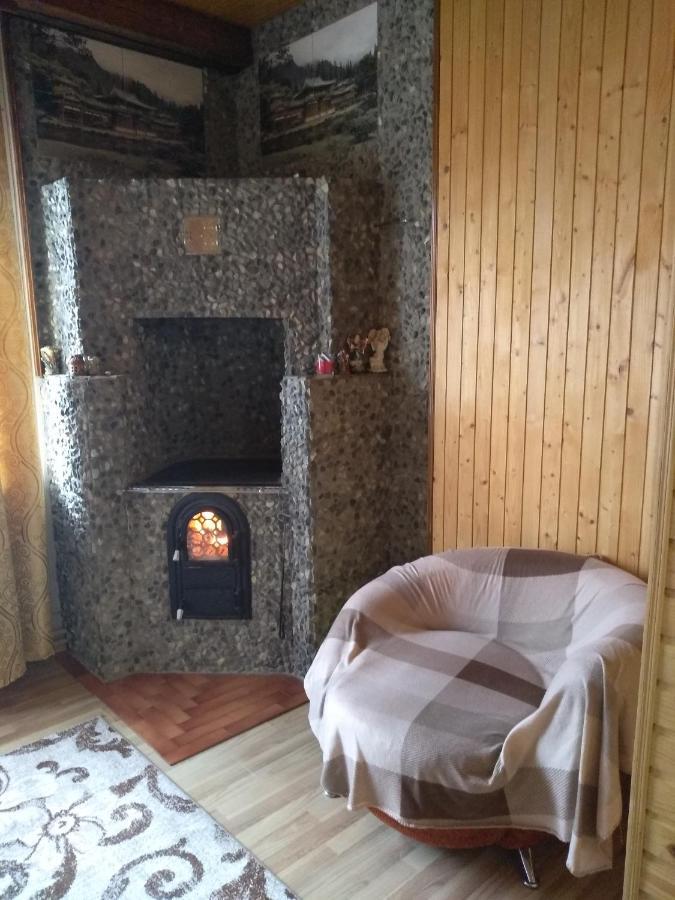 Apartmán Карпатські Ночі Чан На Території Jaremče Exteriér fotografie